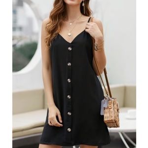 🆕 never worn black button up dress!